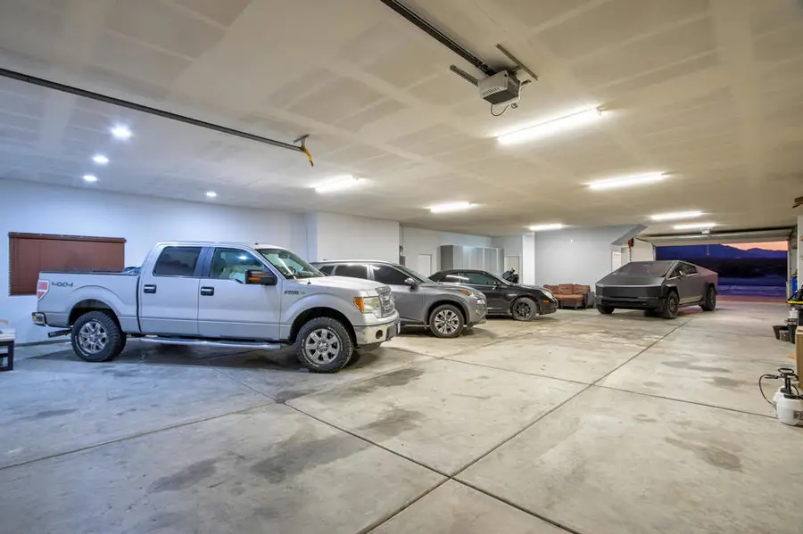 7225 Adobe Road, Twentynine Palms, CA 92277 - Image #2