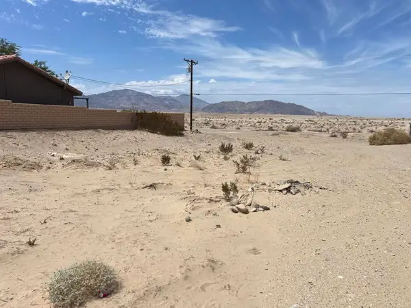 1512 Marina Drive, Thermal, CA 92274