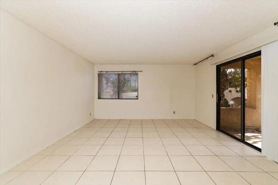 200 E Racquet Club Road #23, Palm Springs, CA 92262 - Image #3