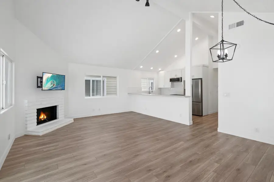 204 David Drive, Newport Beach, CA 92663 - Image #2