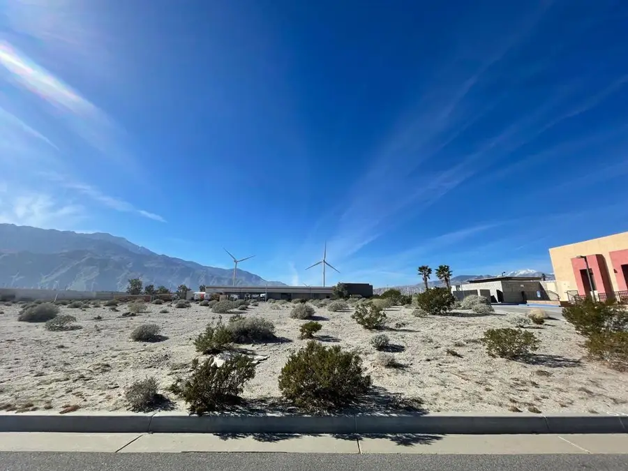 19207 Newhall Street, Desert Hot Springs, CA 92240 - #2