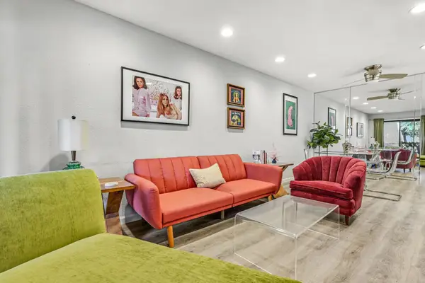 2821 N Los Felices Circle #104, Palm Springs, CA 92262