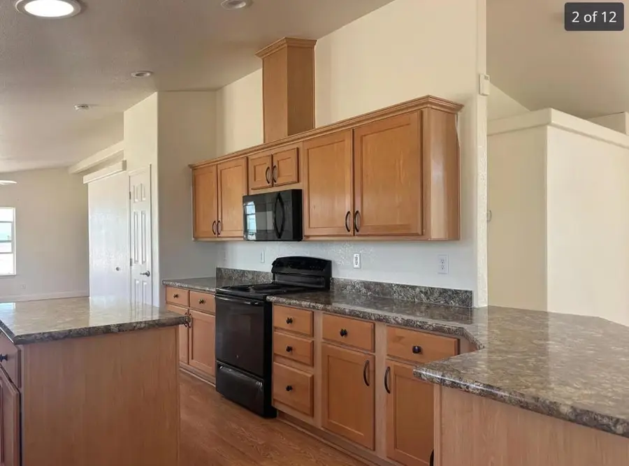 2372 Oahu Lane, Thermal, CA 92274 - Image #2