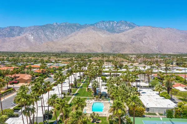 1881 S Araby Drive #16, Palm Springs, CA 92264