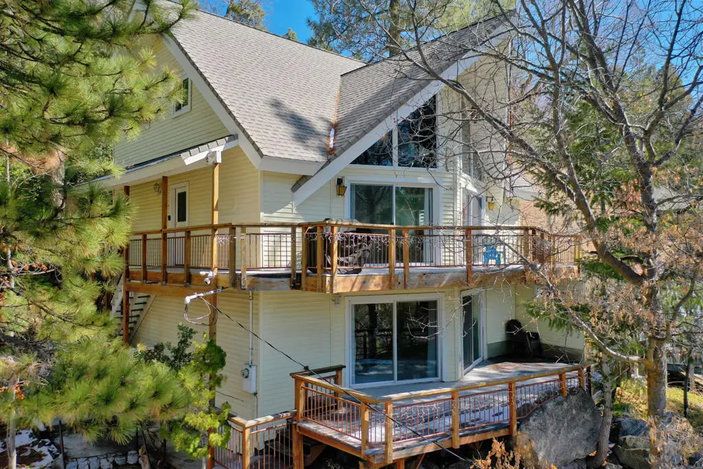 27622 W Shore Road, Lake Arrowhead, CA 92352 - Image #1