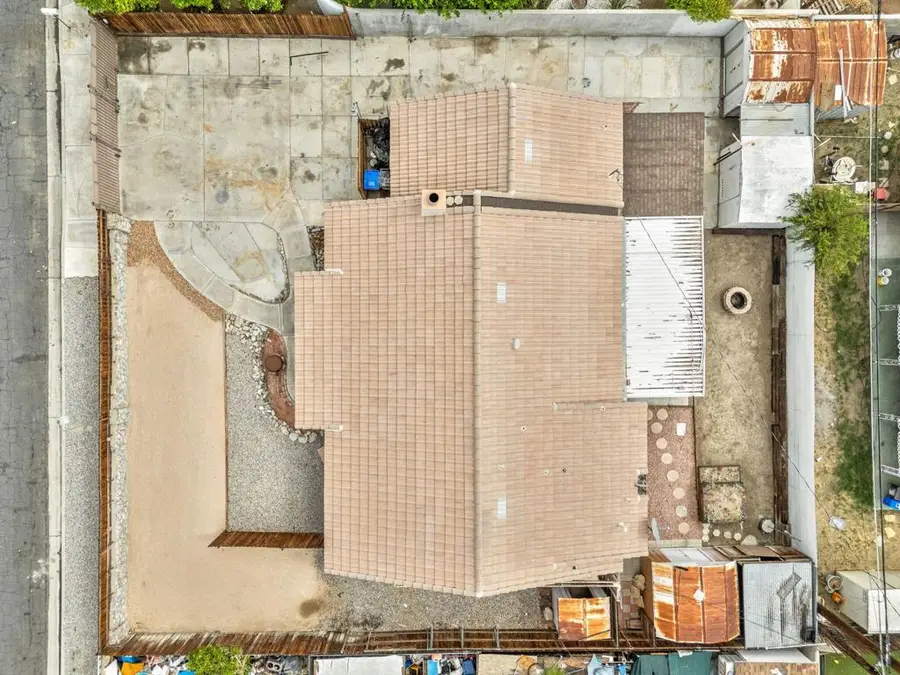 3933 E Calle San Antonio, Palm Springs, CA 92264 - Image #2