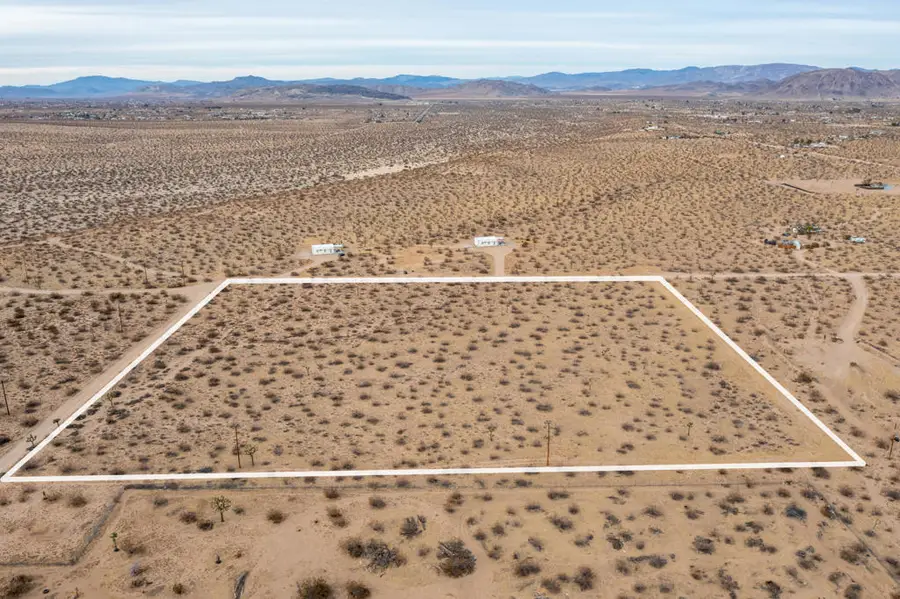 57755 Boo Lane, Landers, CA 92285 - Image #2