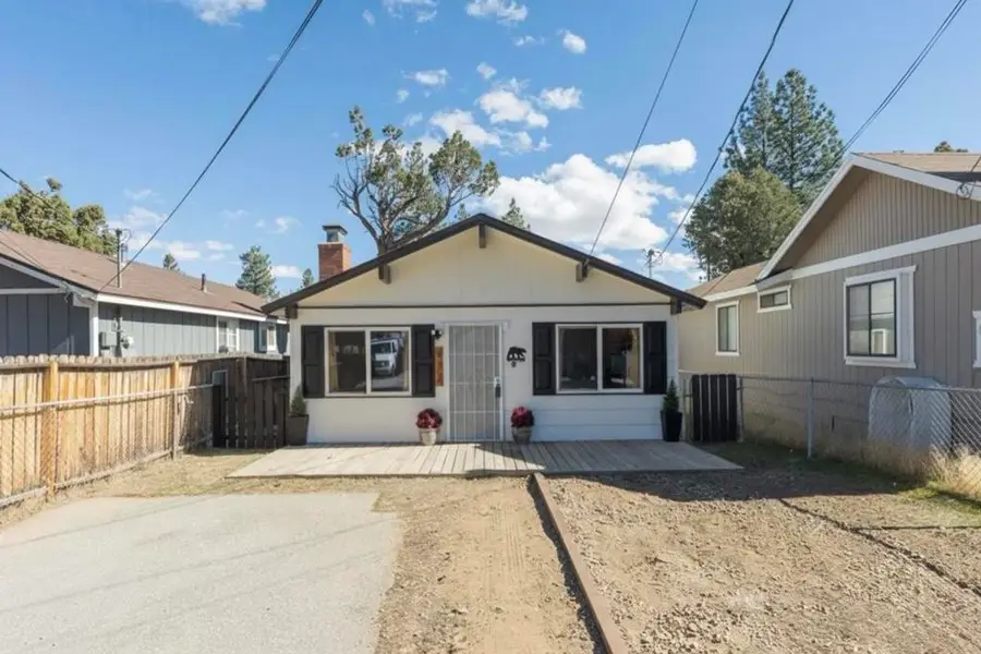 972 Pinon Lane, Big Bear City, CA 92314 - Image #3