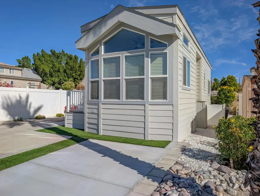 70200 Dillon Road #402, Desert Hot Springs, CA 92241 - Image #2