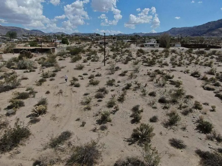 219 Serrano Way, Twentynine Palms, CA 92277 - Image #2