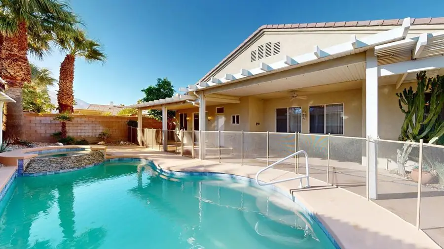 1123 E Circulo San Sorrento Road, Palm Springs, CA 92262 - Image #3