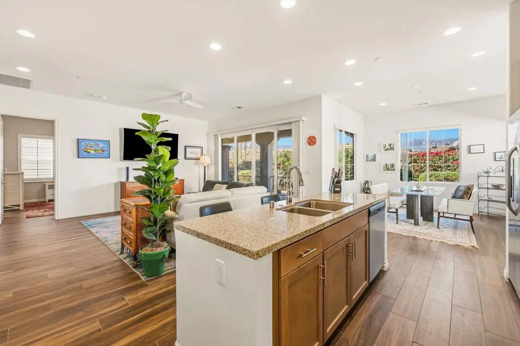 3923 Via Amalfi, Palm Desert, CA 92260 - #1