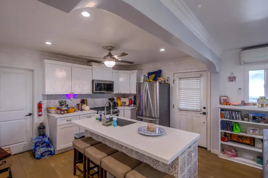 5907 S Van Ness Avenue, Los Angeles, CA 90047 - Image #3