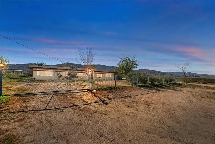 49133 Manzanita Drive, Landers, CA 92285 - Image #2