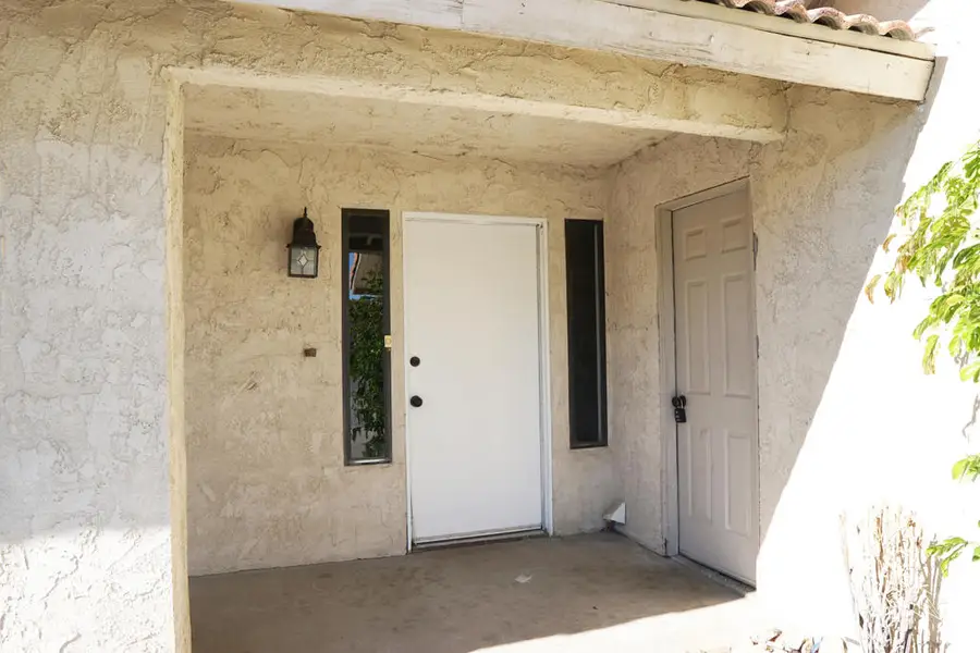 52145 Avenida Bermudas, La Quinta, CA 92253 - #2
