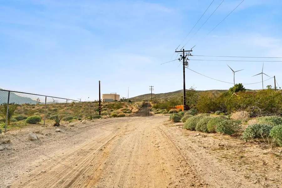 668040015 Hilltop Road, Whitewater, CA 92282 - Image #3