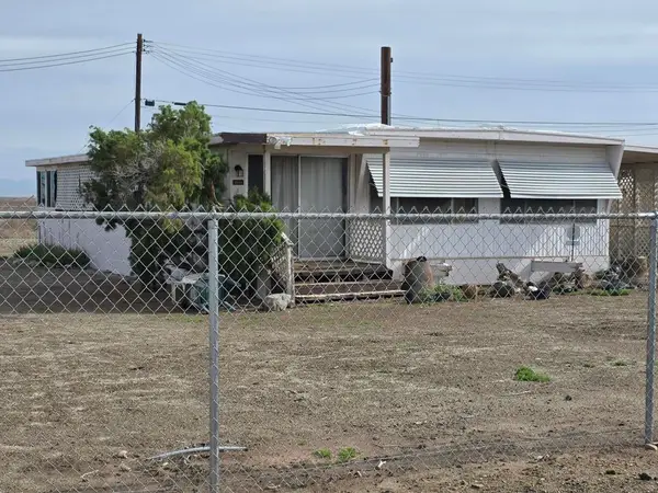 9588 Avenue H, Bombay Beach, CA 92257