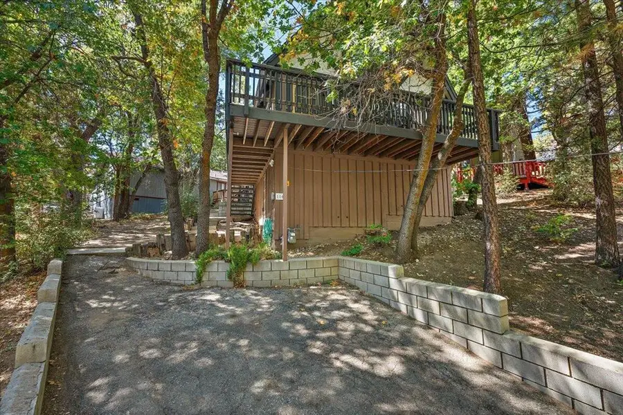1160 W Alta Vista Avenue, Big Bear, CA 92314 - Image #2