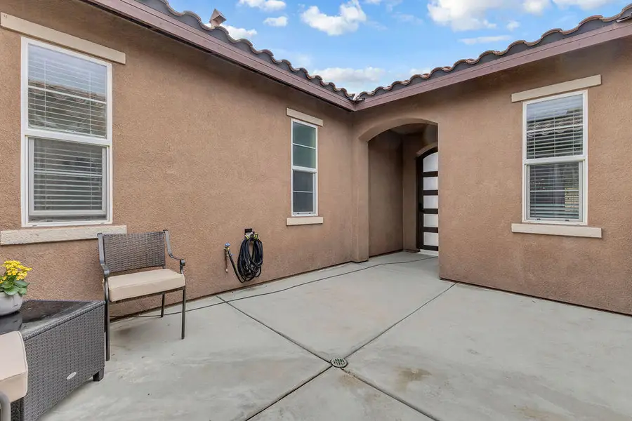 42795 Ponte Court, Indio, CA 92203 - Image #3