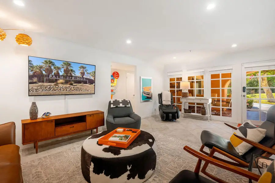 500 E Amado Road #106, Palm Springs, CA 92262 - Image #2