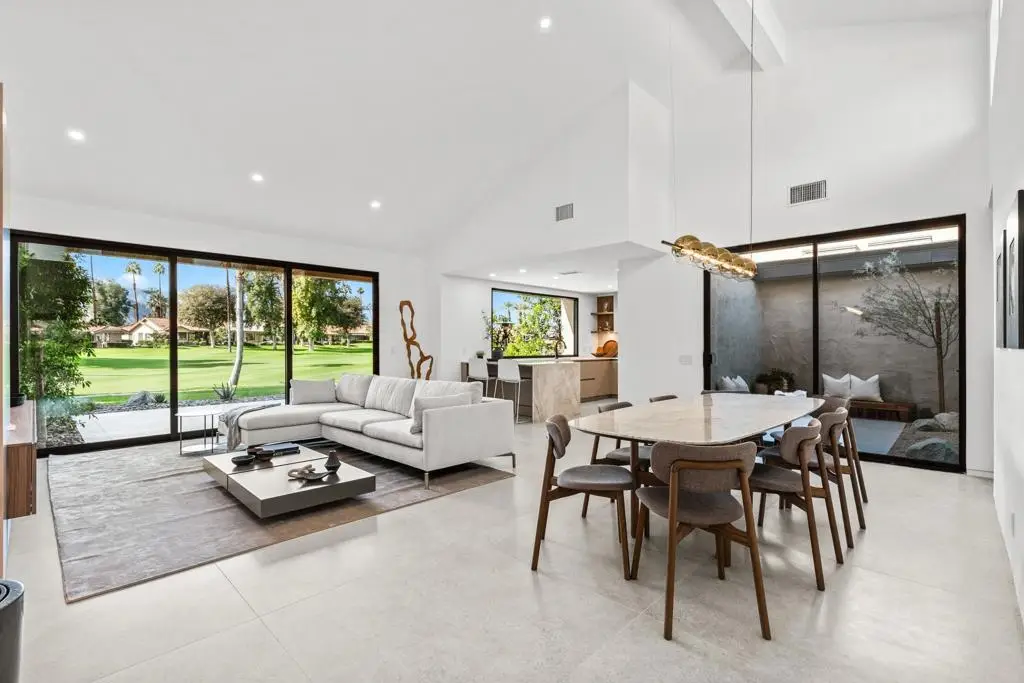 391 Gran Via, Palm Desert, CA 92260 - Image #1