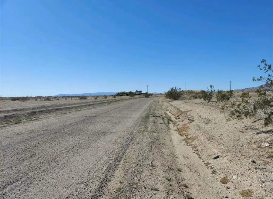 1370 Alpine Avenue, Thermal, CA 92274 - Image #2