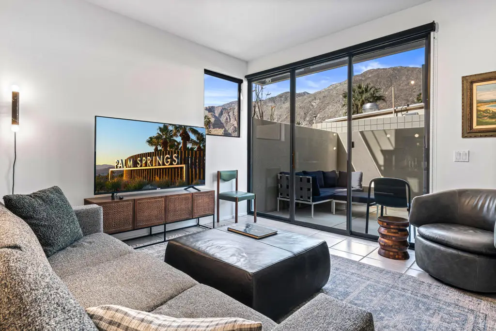 671 E Arenas Road, Palm Springs, CA 92262 - Image #1