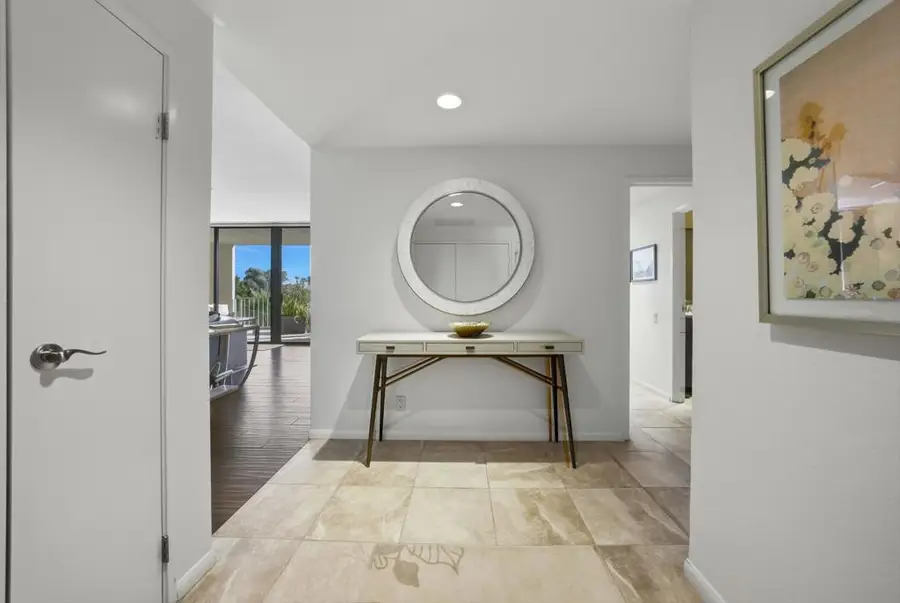 910 Island Drive #207, Rancho Mirage, CA 92270 - Image #2