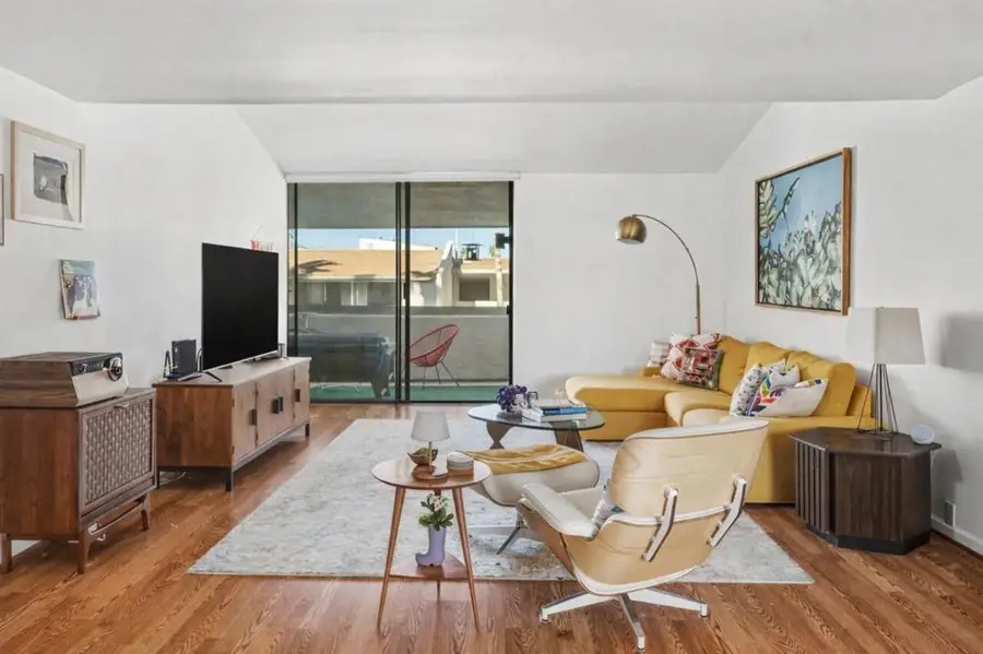 261 E La Verne Way #Q, Palm Springs, CA 92264 - Image #2