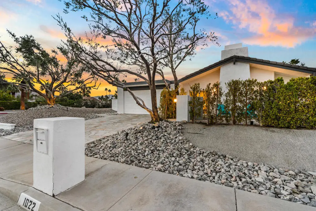 1022 E El Escudero Street, Palm Springs, CA 92262 - Image #1