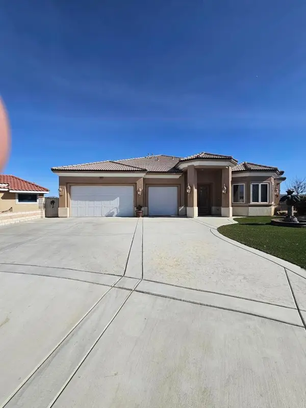 26461 Edgewater Lane, Helendale, CA 92342