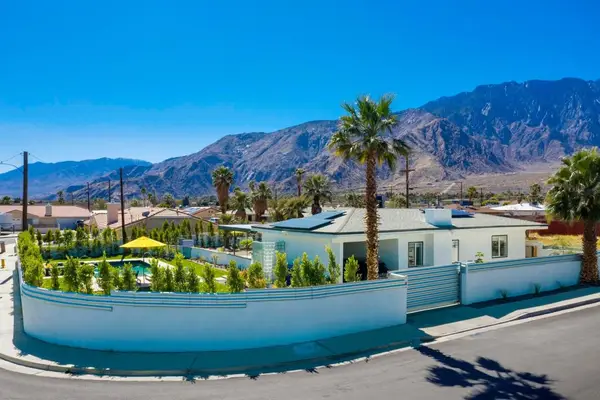 323 W Palm Vista Drive, Palm Springs, CA 92262
