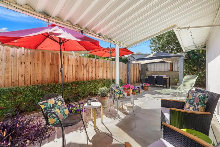 25 Pampas Lane, Palm Desert, CA 92260 - #2