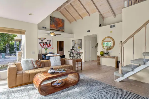 2917 Cervantes Court, Palm Springs, CA 92264