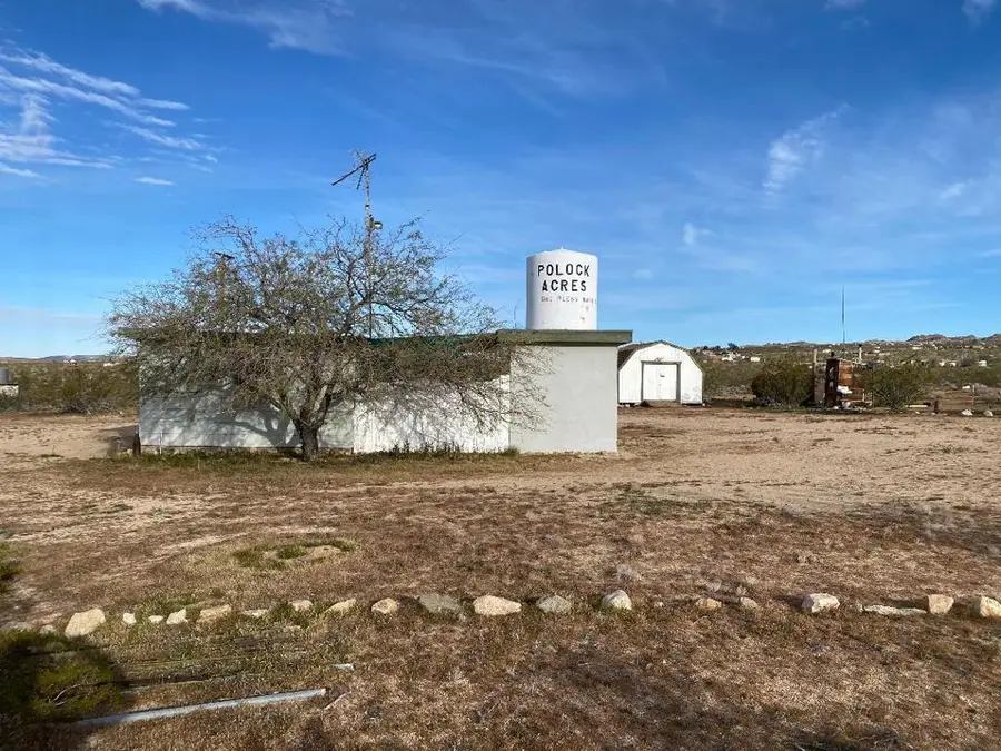 5457 Larrea Road, Landers, CA 92285 - #3