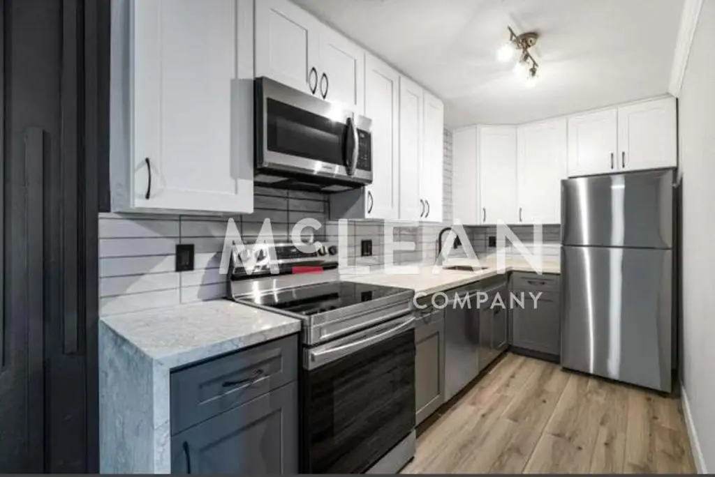 2809 N Los Felices Circle E #212, Palm Springs, CA 92262 - #1