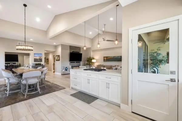 338 Paseo Primavera, Palm Desert, CA 92260