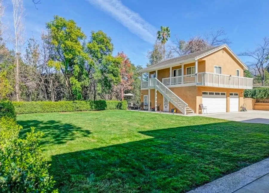 1377 Knoll Road, Redlands, CA 92373 - #2