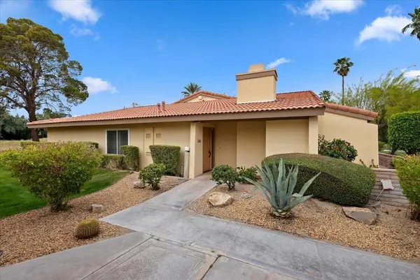 2671 N Whitewater Club Drive, Palm Springs, CA 92262