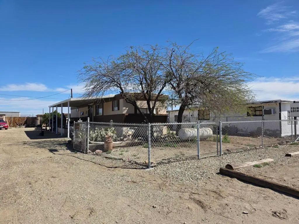 9554 Avenue E, Bombay Beach, CA 92257 - #1