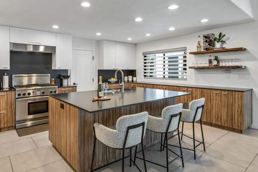 6250 N Paseo De La Palma, Palm Springs, CA 92264 - #3