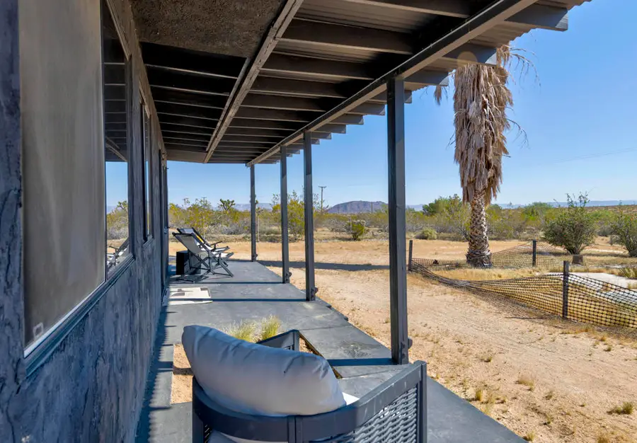 330 Delgada Avenue, Yucca Valley, CA 92284 - #2