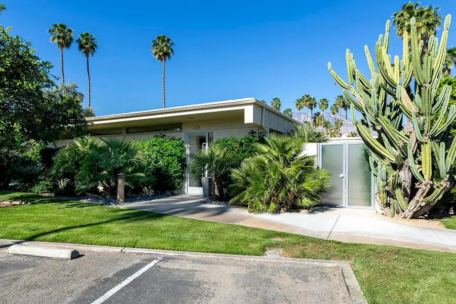 318 Desert Lakes Drive, Palm Springs, CA 92264 - #2