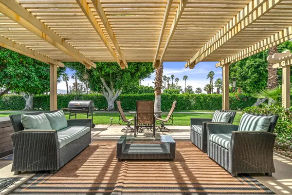 41545 Woodhaven Drive E, Palm Desert, CA 92211