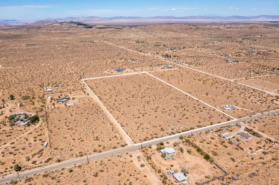 1 Aberdeen Drive, Yucca Valley, CA 92284 - #2