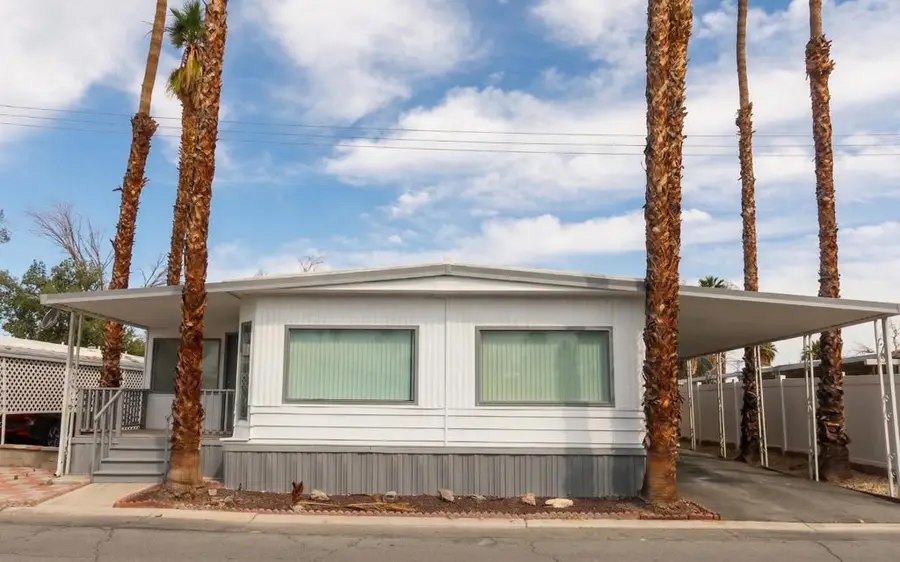 141 Calle Arriba, Palm Springs, CA 92264 - #3