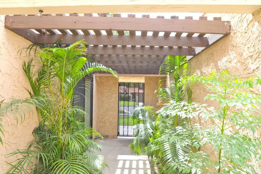 68516 Calle Alcazar, Cathedral City, CA 92234 - #3