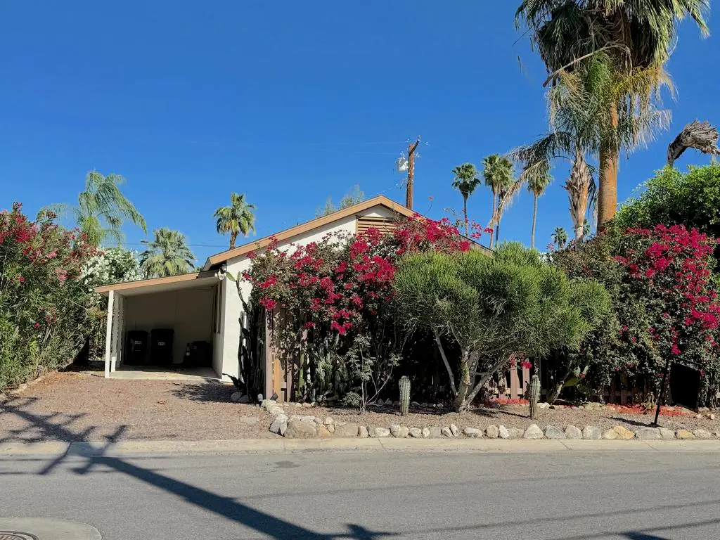 690 S Calle Palo Fierro, Palm Springs, CA 92264 - #1