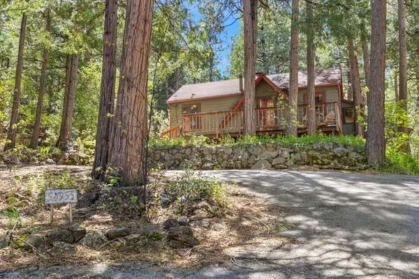 54955 Strong Drive, Idyllwild, CA 92549