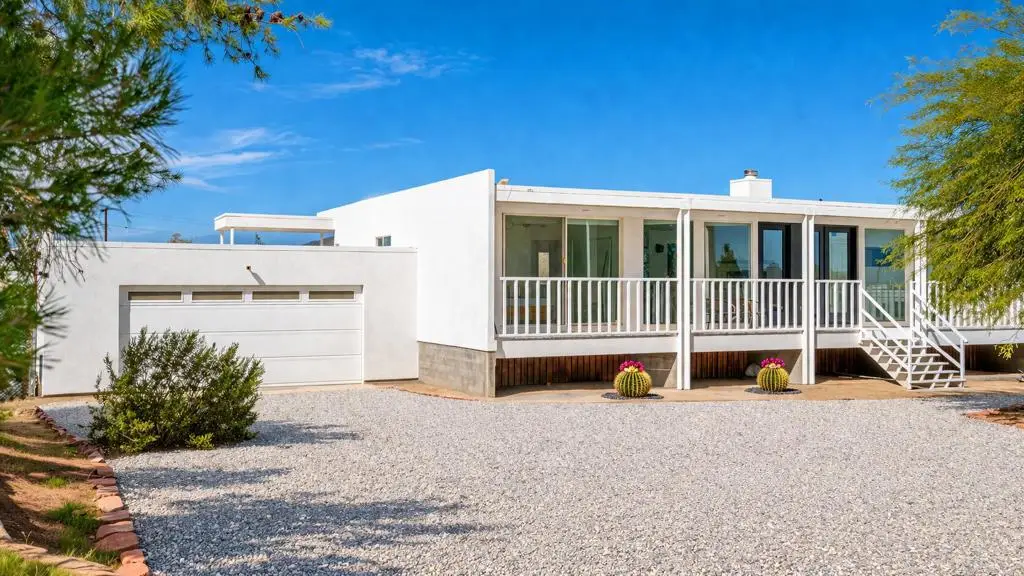 6946 Lennox Avenue, Yucca Valley, CA 92284 - #1